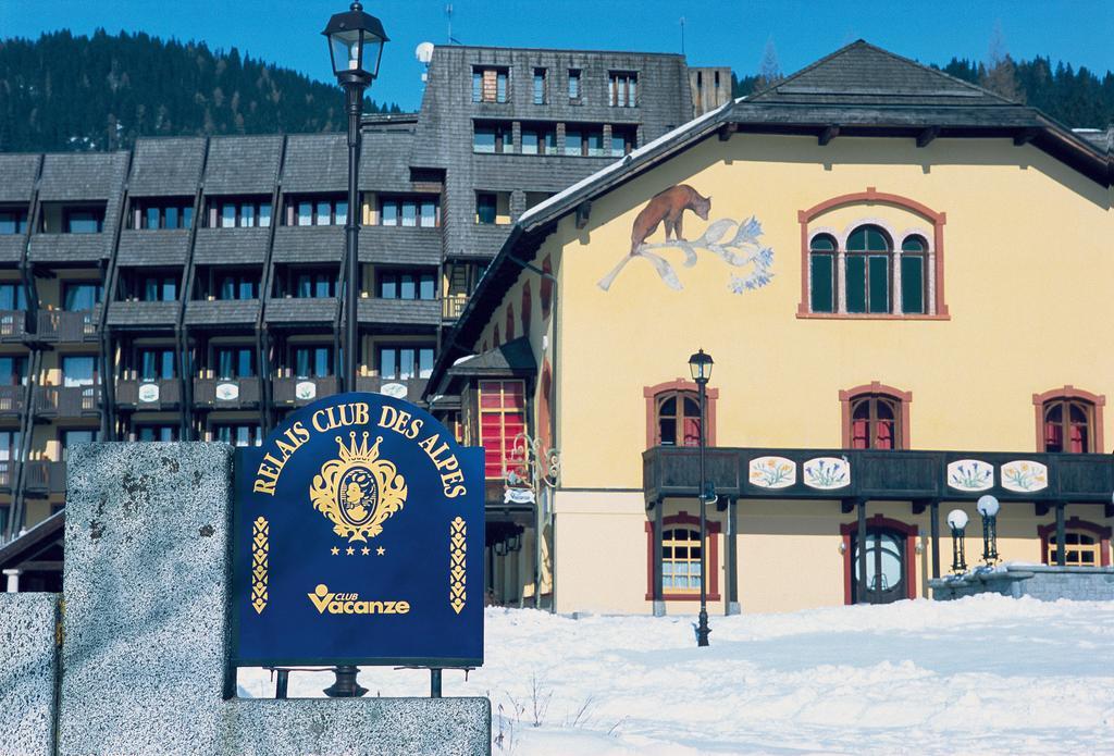 מדונה די קמפיליו Hotel Club Relais Des Alpes מראה חיצוני תמונה