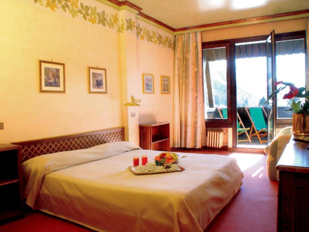מדונה די קמפיליו Hotel Club Relais Des Alpes מראה חיצוני תמונה