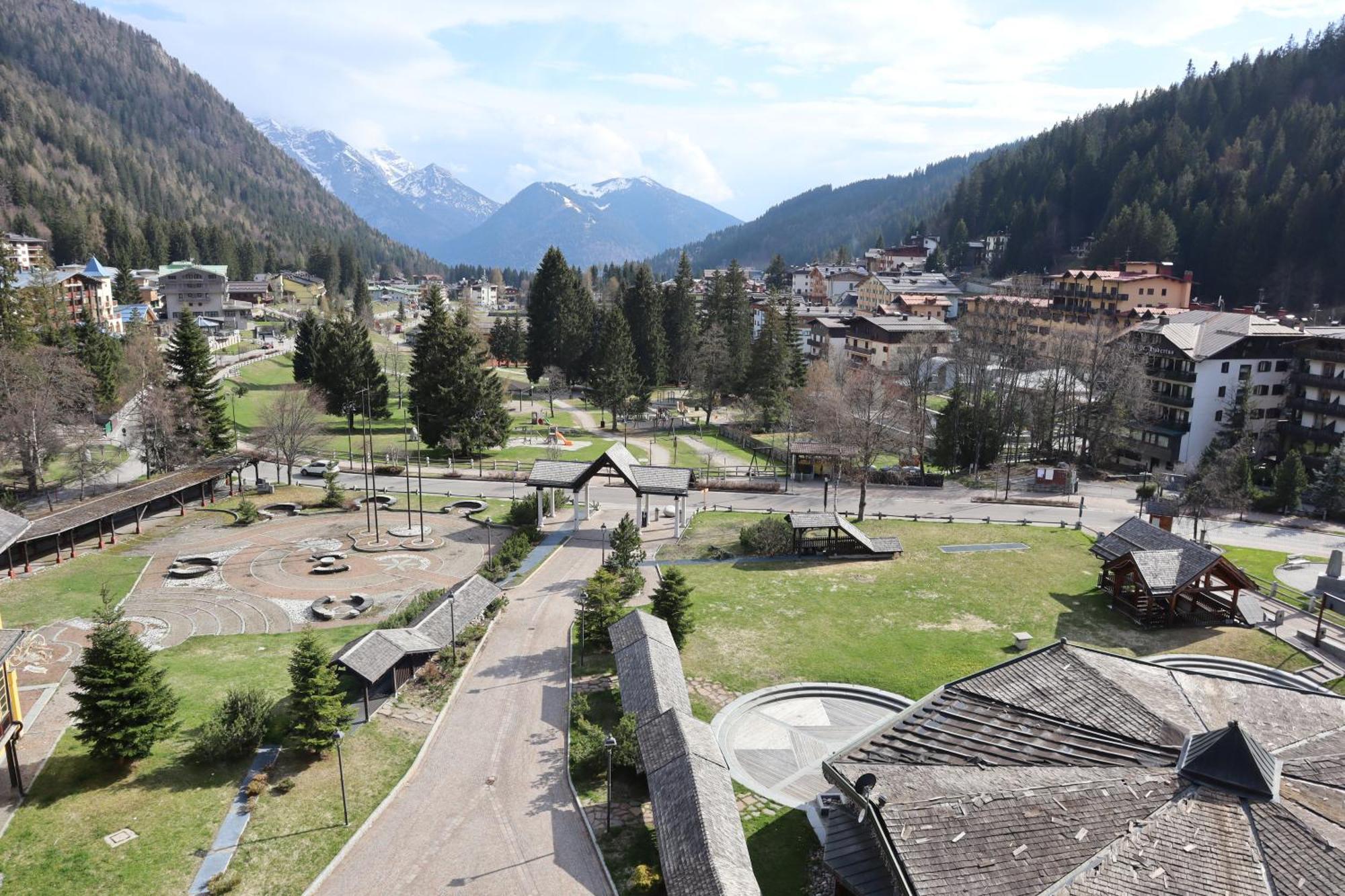 מדונה די קמפיליו Hotel Club Relais Des Alpes מראה חיצוני תמונה