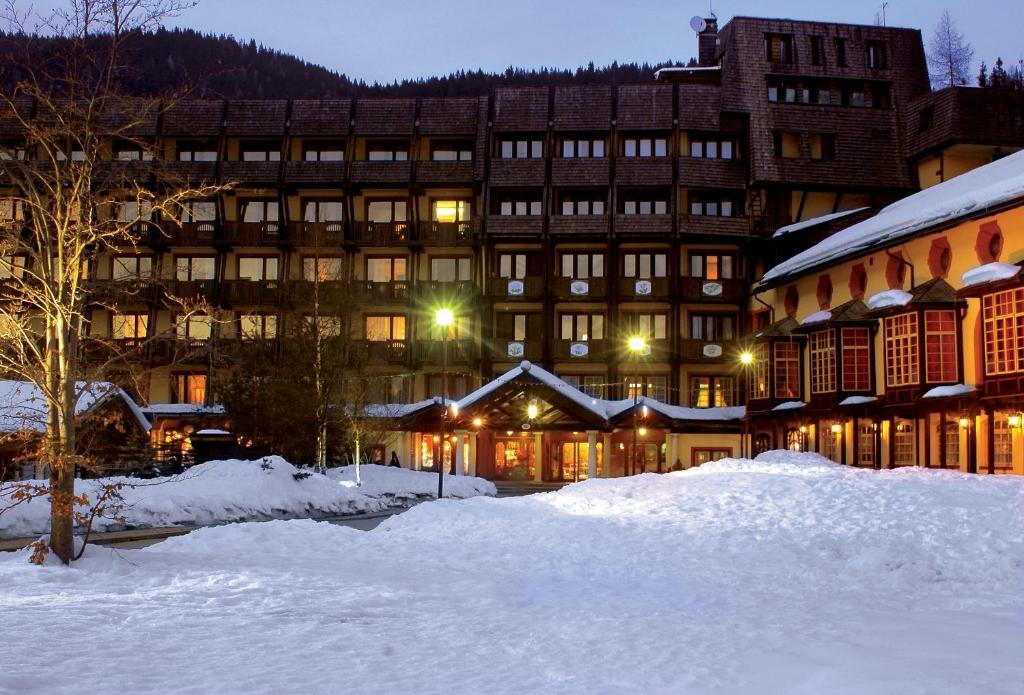 מדונה די קמפיליו Hotel Club Relais Des Alpes מראה חיצוני תמונה